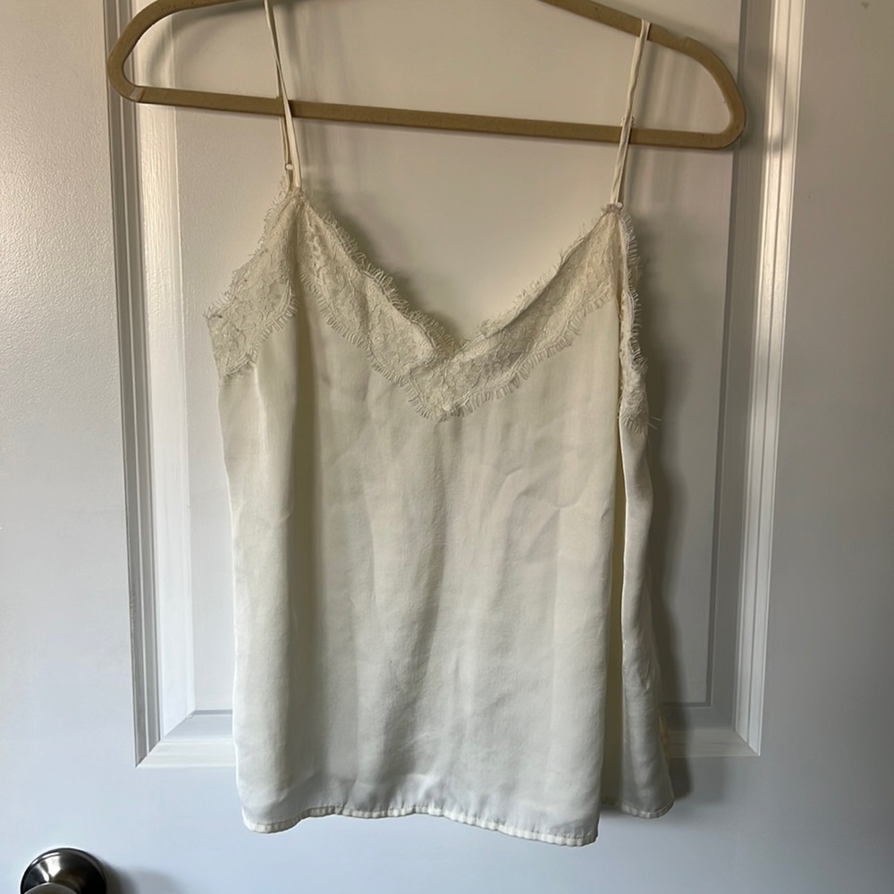 BP white top